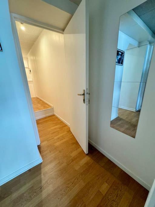 Experience Cinema Immersif Dans Appartement Renove Pres De Montmartre Paris Eksteriør bilde